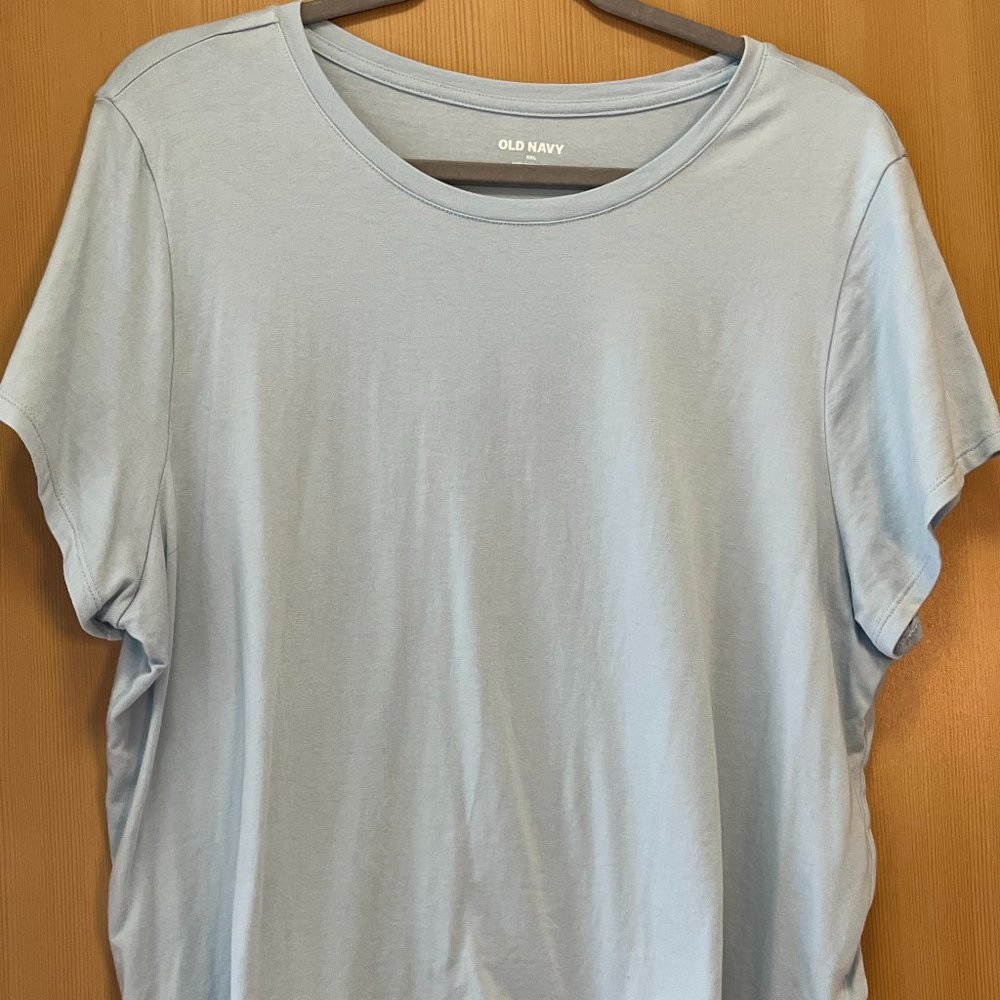 🩶 Light Blue Lightweight Smooth Crew Tee